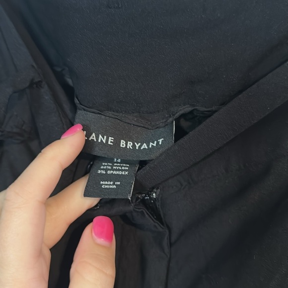 Lane Bryant Black Capri Size 14 - Picture 4 of 4